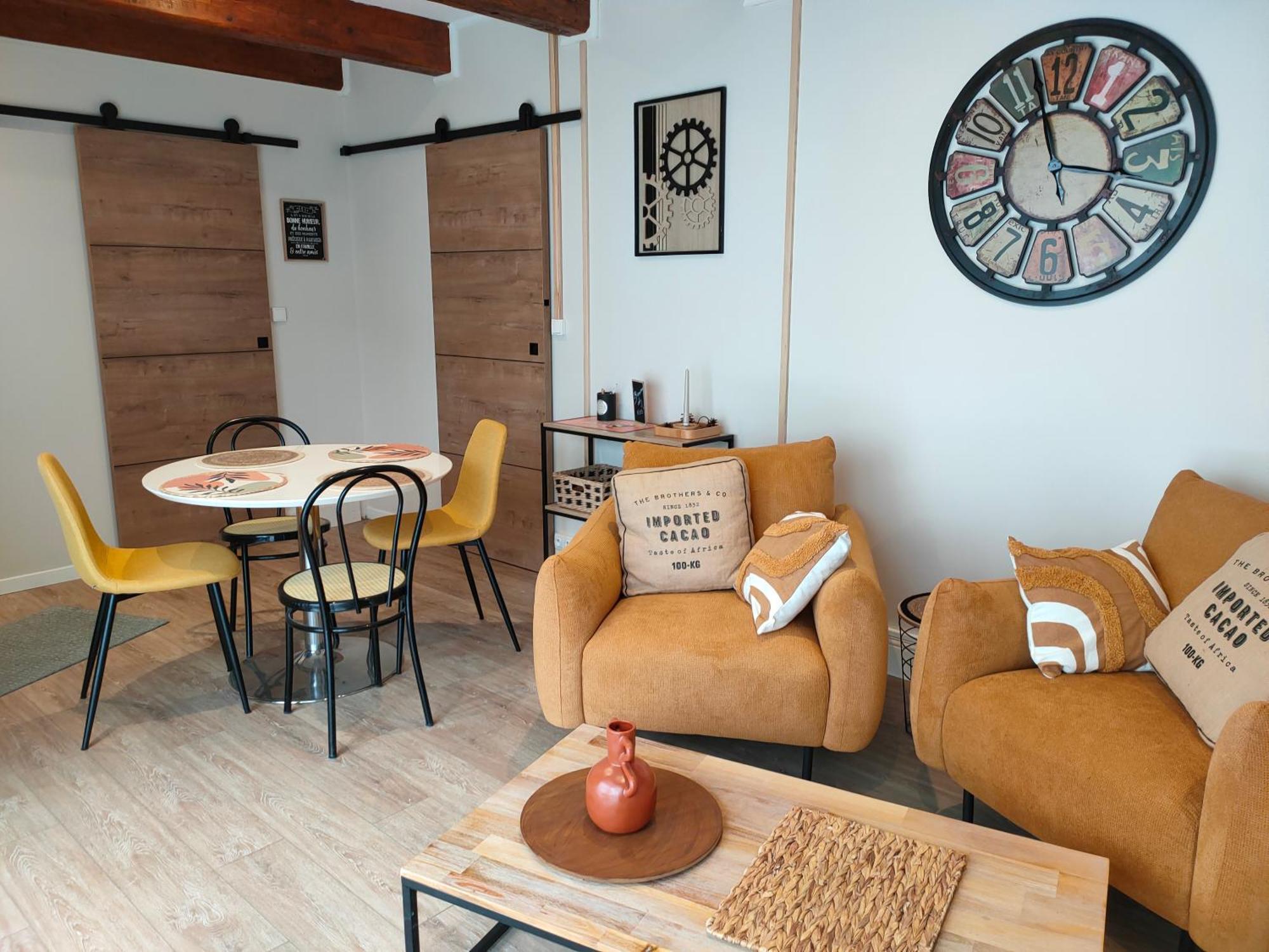 Le Ptit Atelier, Appartement Cosy A Champagnole Buitenkant foto